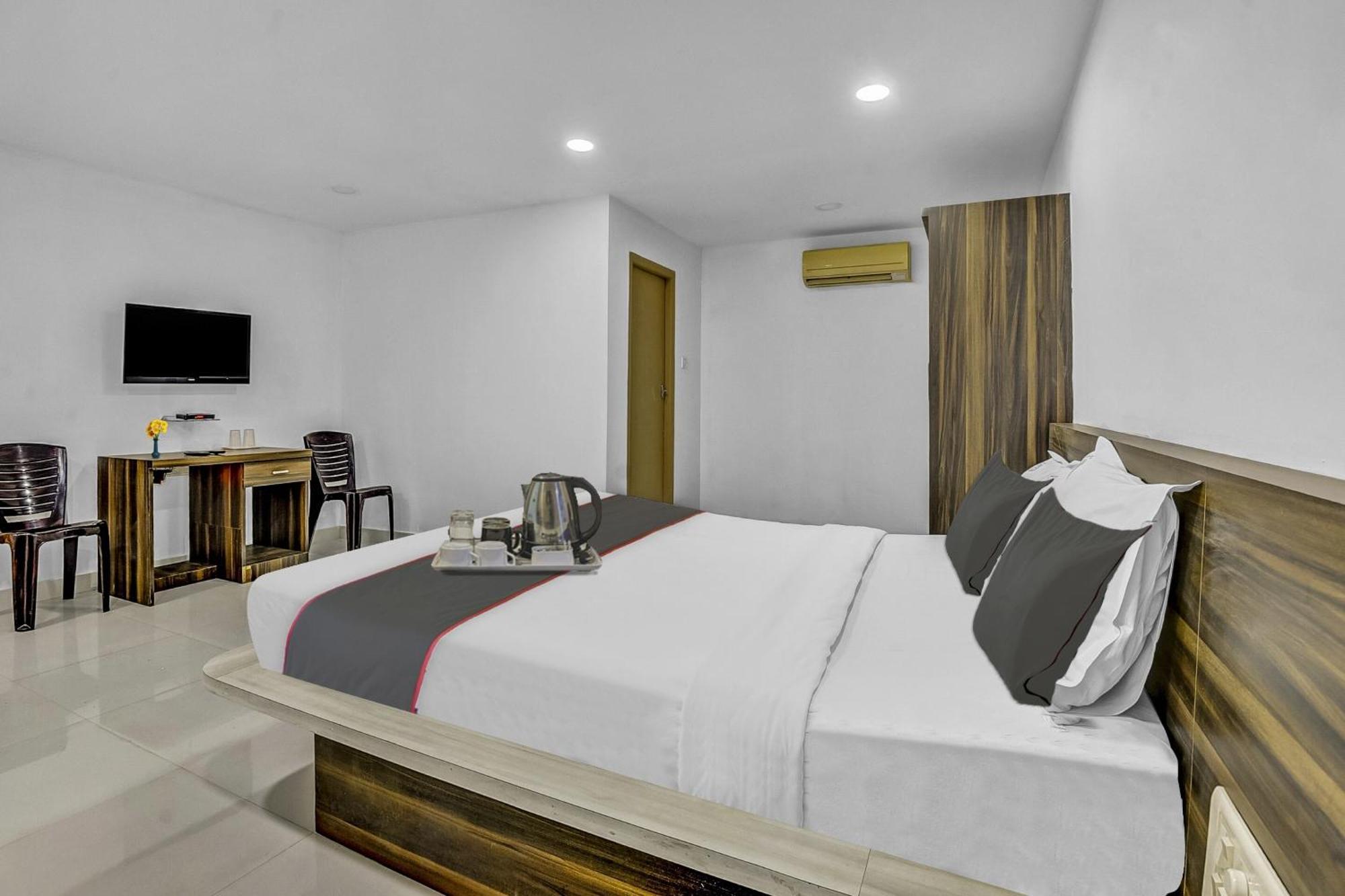 منغالور Hotel Sai Town House المظهر الخارجي الصورة